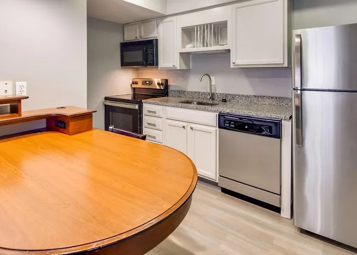 Surestay Studio By Best Western Charlotte Executive Park